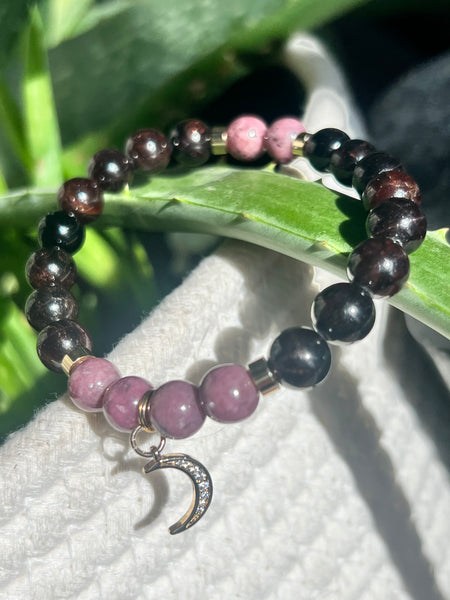 Red garnet & lepidolite bracelet