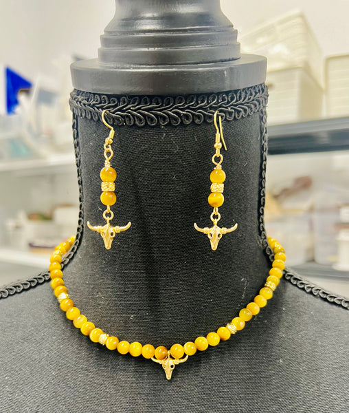 Gold tiger eye choker necklace