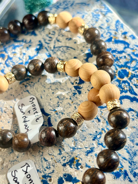Bronzite & sandalwood bracelet