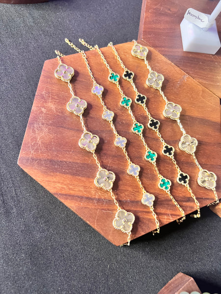 Golden clover leaf bracelet