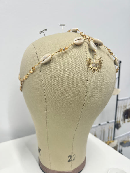 Cowrie shell head chain