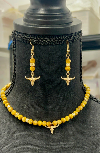 Gold tiger eye choker necklace