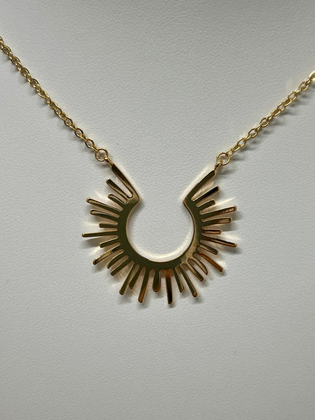 18k Gold Sun necklace