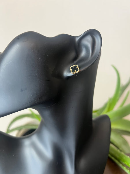 Clover earrings (2 colors)