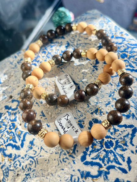 Bronzite & sandalwood bracelet