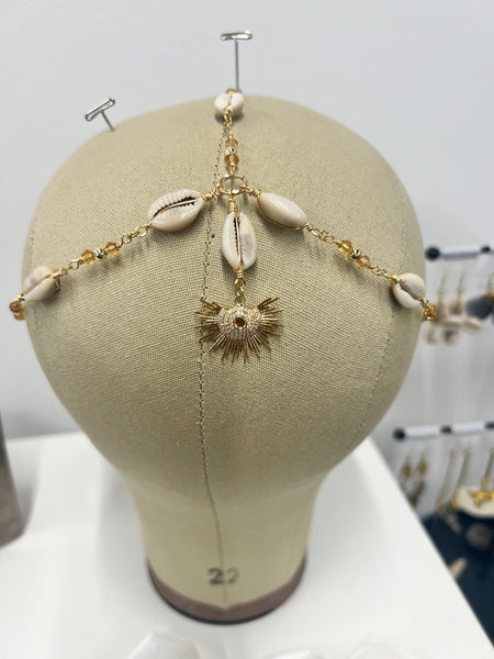 Cowrie shell head chain