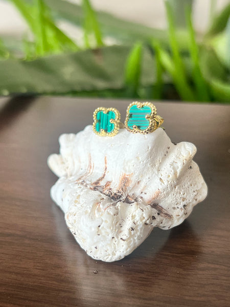 Clover earrings (2 colors)