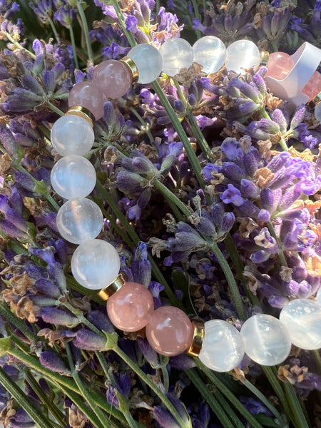 Selenite with tree agate or rose quartz