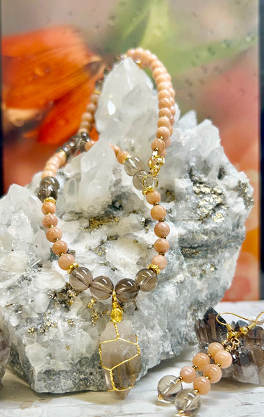 Peach moonstone and smoky quartz necklace