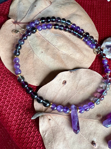 Fluorite and amethyst set with point pendant