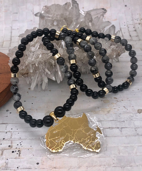 18k gold plated AFRICA pendant with Black labradorite & Onyx