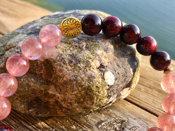 Strawberry Quartz, red lightening agate & Red garnet