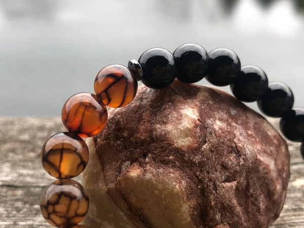 Black Onyx, dragon vain Agate & Hematite 8mm Bracelet