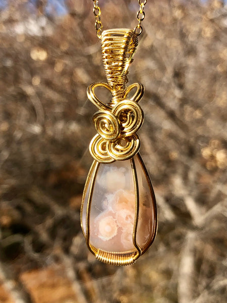 Flower agate tear drop necklace
