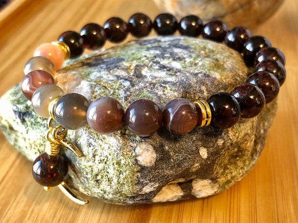 Red Garnet & Botswana Agate 8mm bracelet