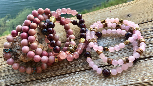 Strawberry Quartz, red lightening agate & Red garnet