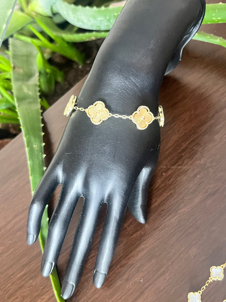 Golden clover leaf bracelet