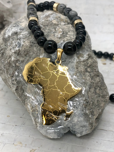 18k gold plated AFRICA pendant with Black labradorite & Onyx