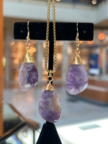 Amethyst earrings and necklace