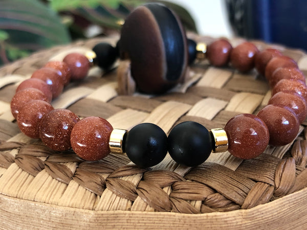 Gold Sandstone & Matte Onyx 8mm