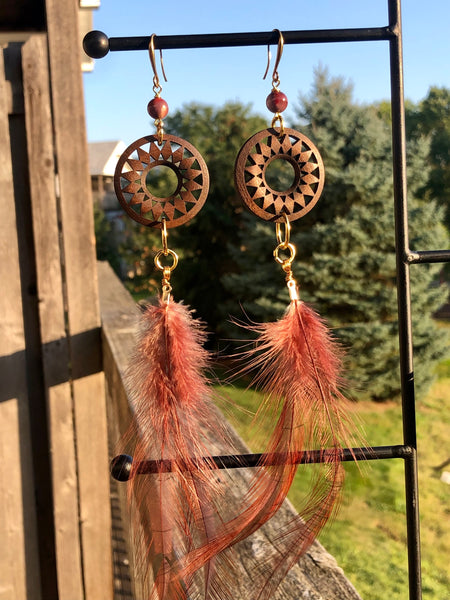 Long feathers wooden earrings