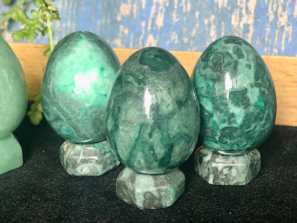 Crystal eggs